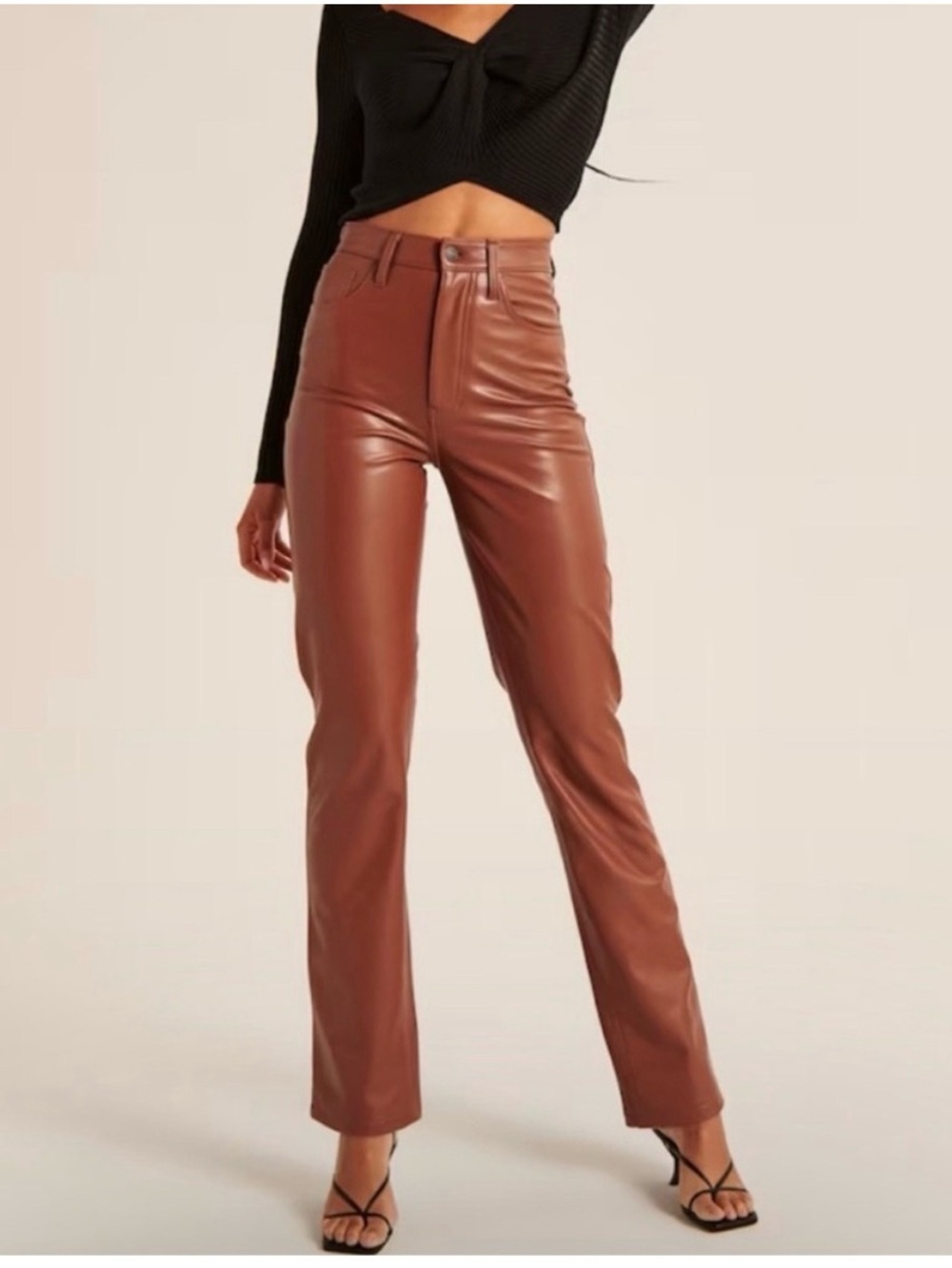 Abercrombie Curve Love High-Rise Faux Leather 90Straight pant